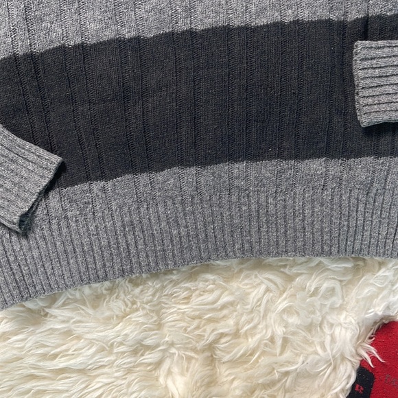 ENERGIE WOOL SWEATER - Size Medium - Picture 7 of 8